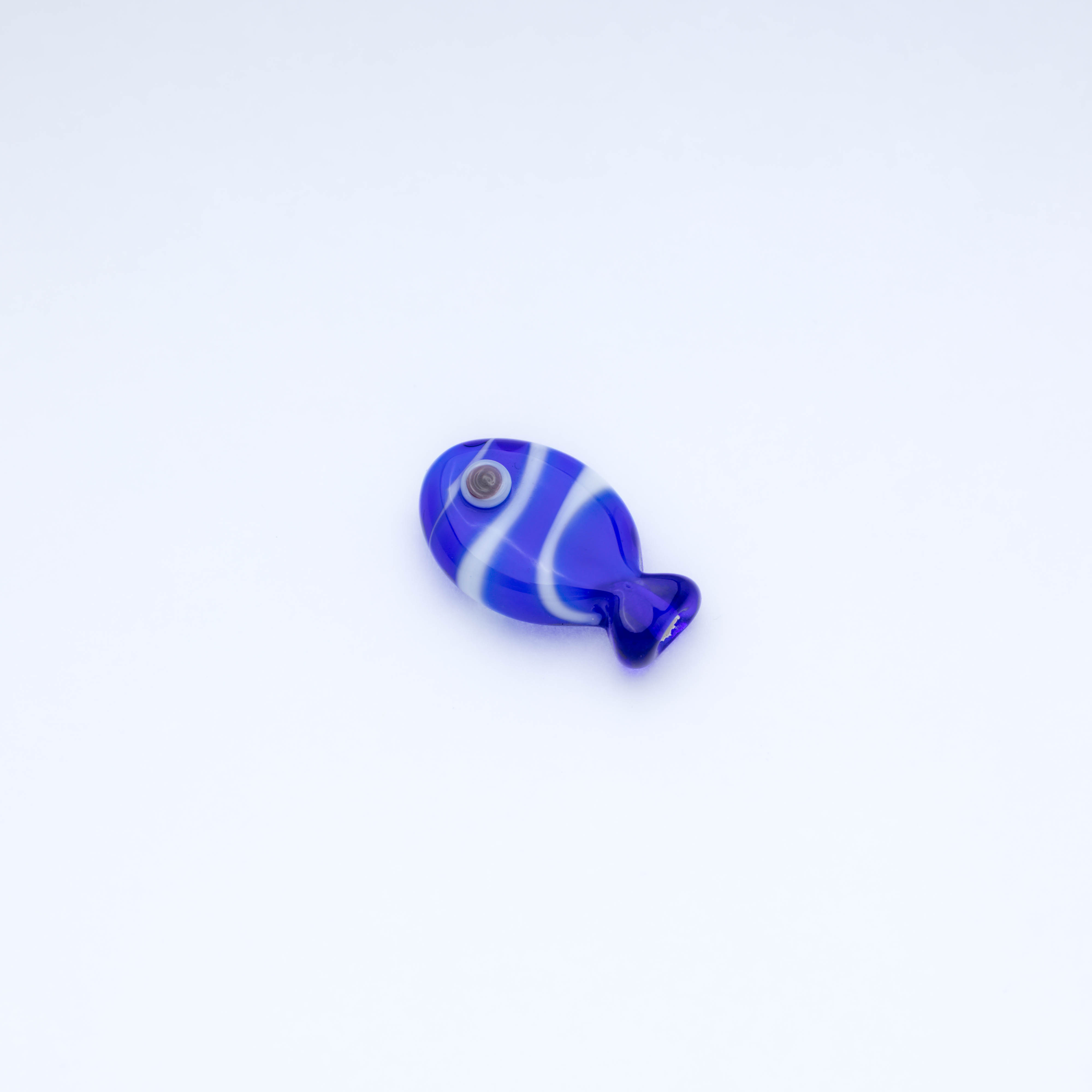 20752 Bleu 2 Fish Murano Spacer